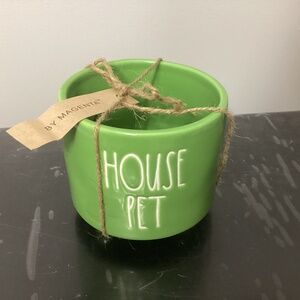 Ra Dunn House plant pot